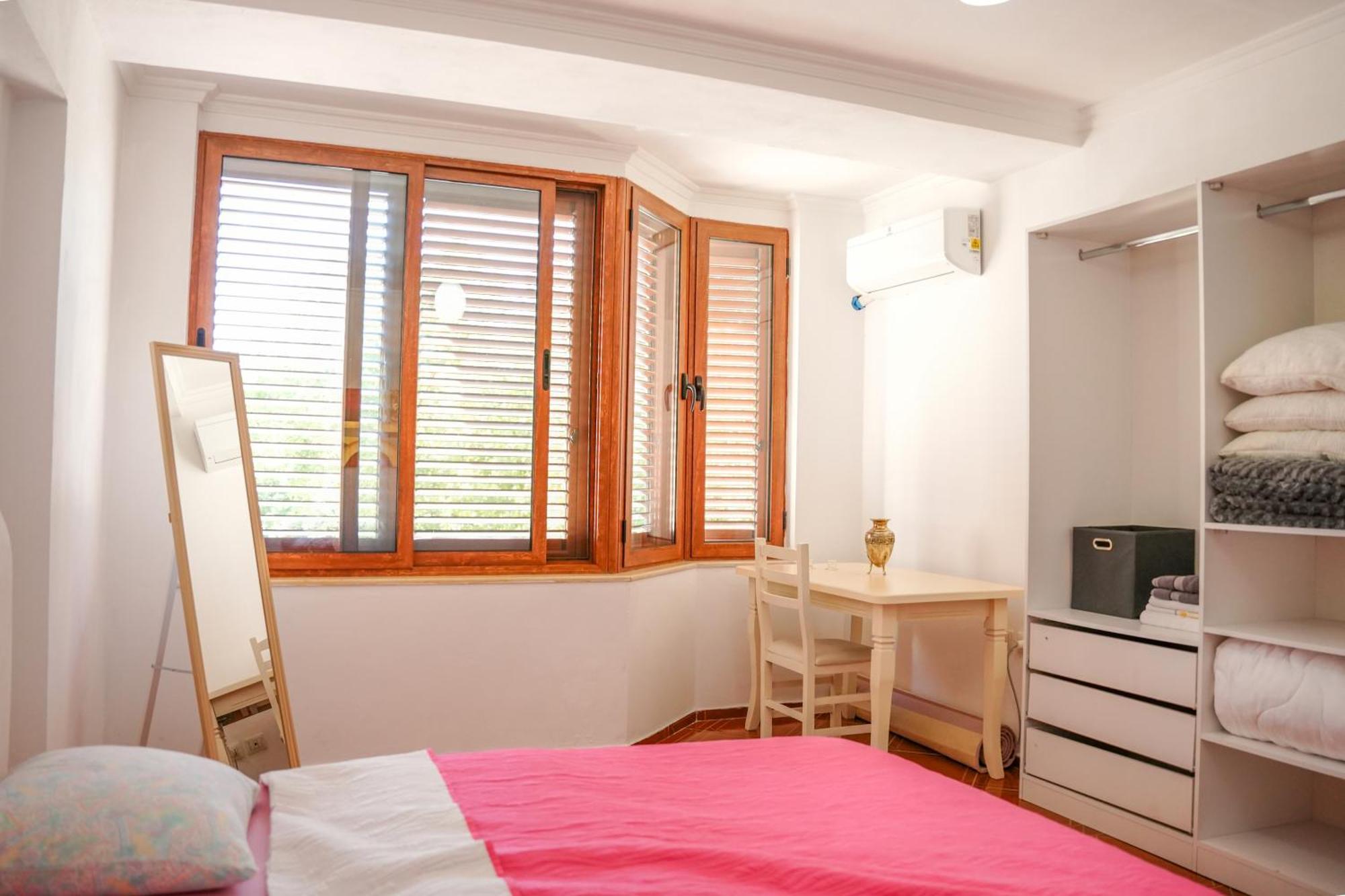 Tirana Centre Lions Gate 1 Apartment Exteriör bild